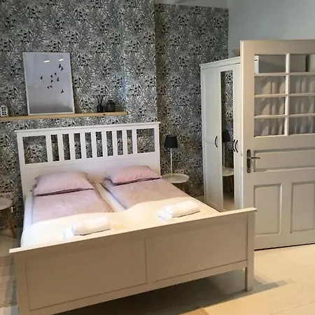 Cseri Porta Kishaz *