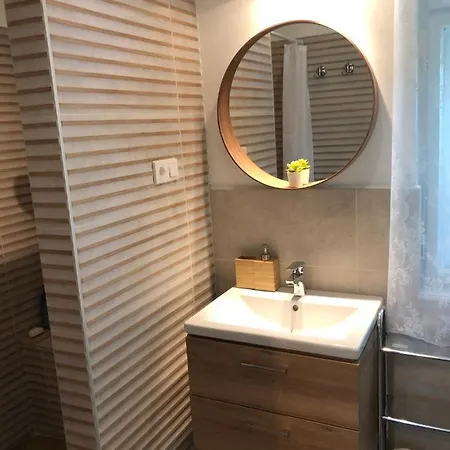 Cseri Porta Kishaz Szatta