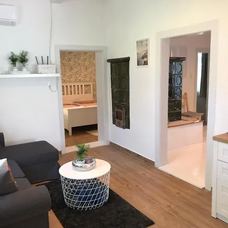 Cseri Porta Kishaz * Szatta