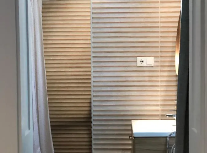 Cseri Porta Kishaz *